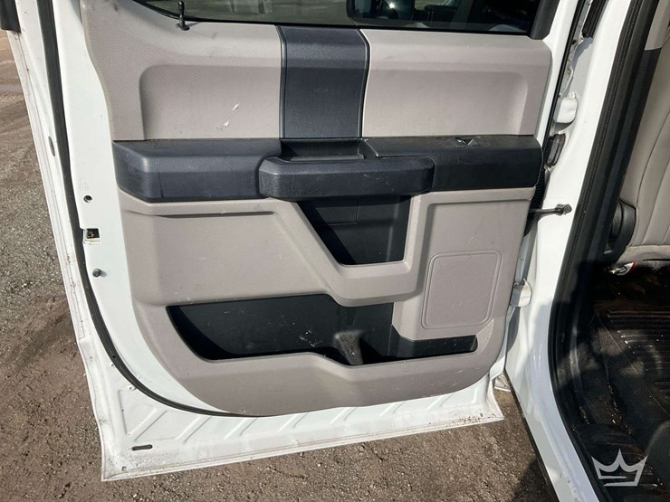 2017-ford-f250-image-17
