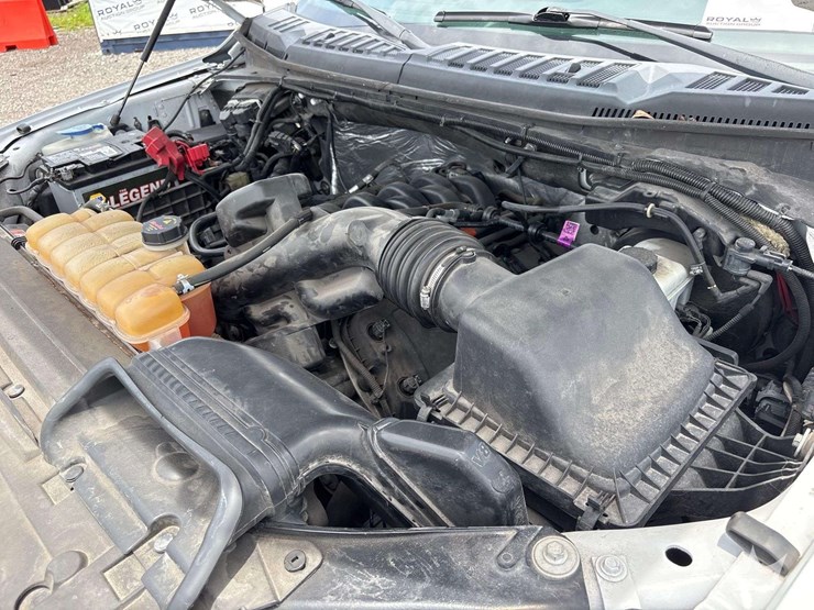 2016-ford-f150-image-9