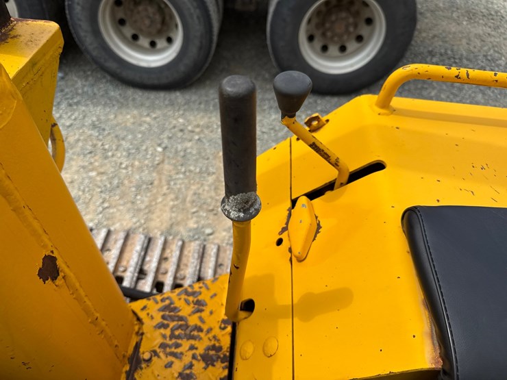 john-deere-450-image-55