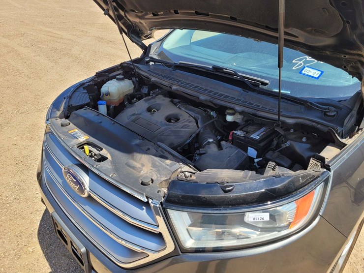 2015-ford-edge-sel-image-17