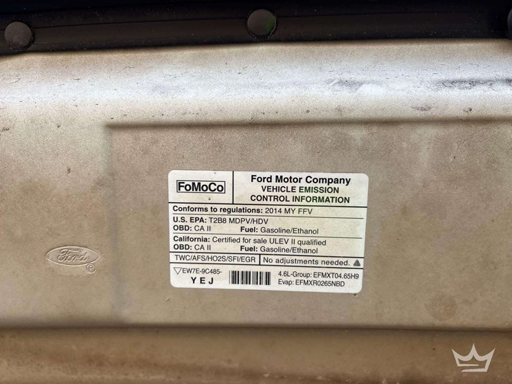2014-ford-cargo-image-10