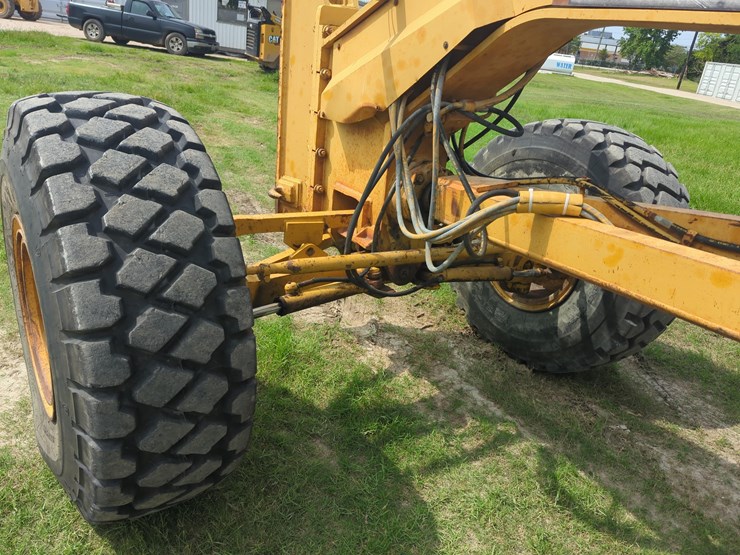 caterpillar-16h-image-9
