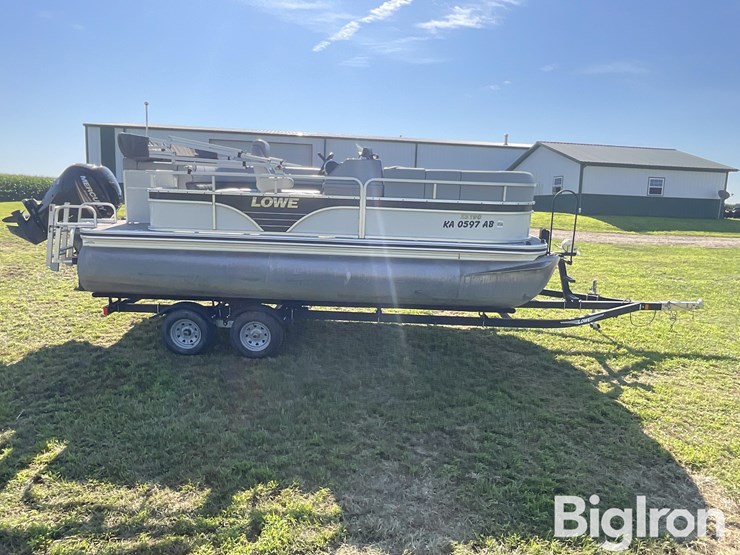 lowe-ss190-pontoon-boat-w/t/a-trailer-image-4