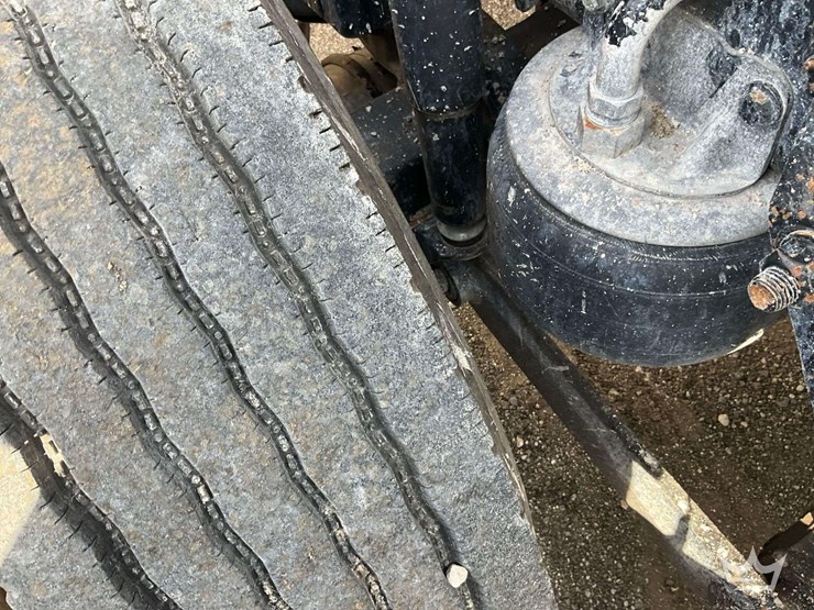 2019-kenworth-t880-image-27