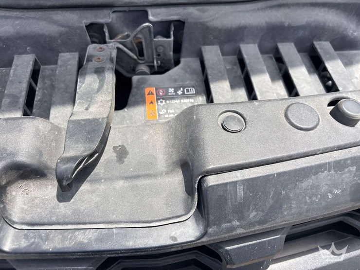 2019-chevrolet-silverado-1500-image-10