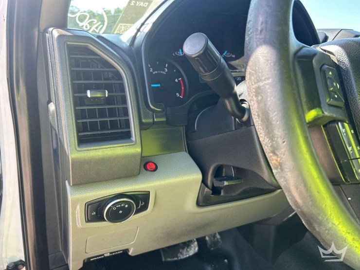 2019-ford-f550-image-14