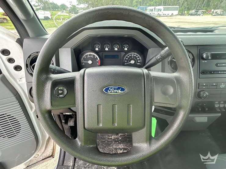 2014-ford-f350-image-19
