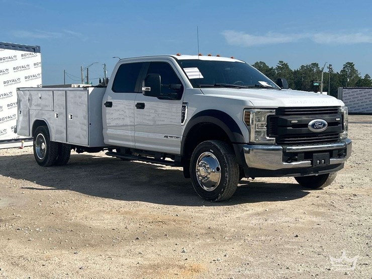 2019-ford-f550-image-2