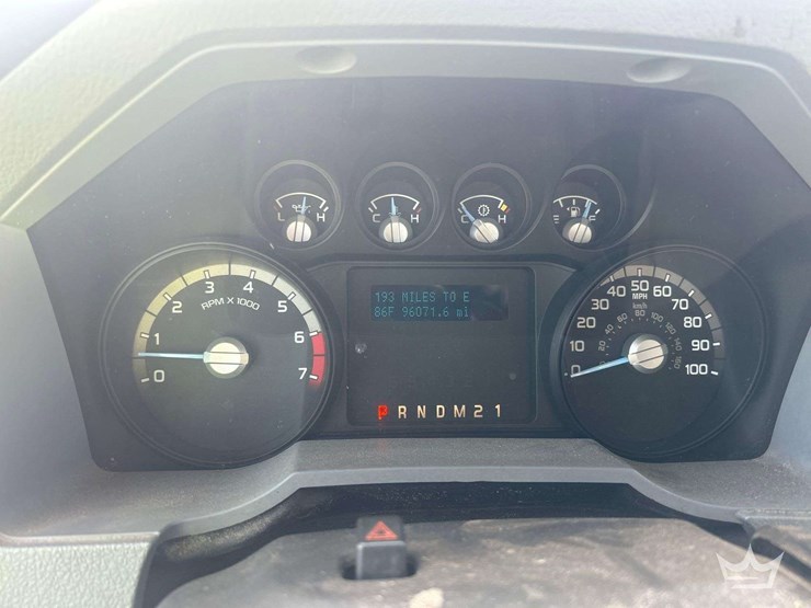 2013-ford-f350-image-13