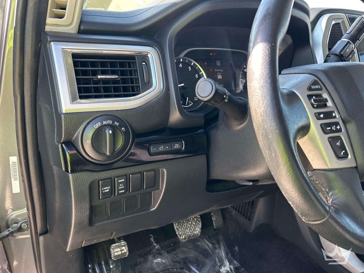 2021-nissan-titan-image-36