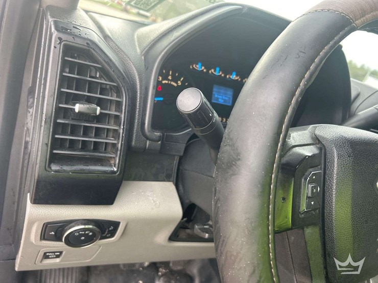 2016-ford-f150-image-15