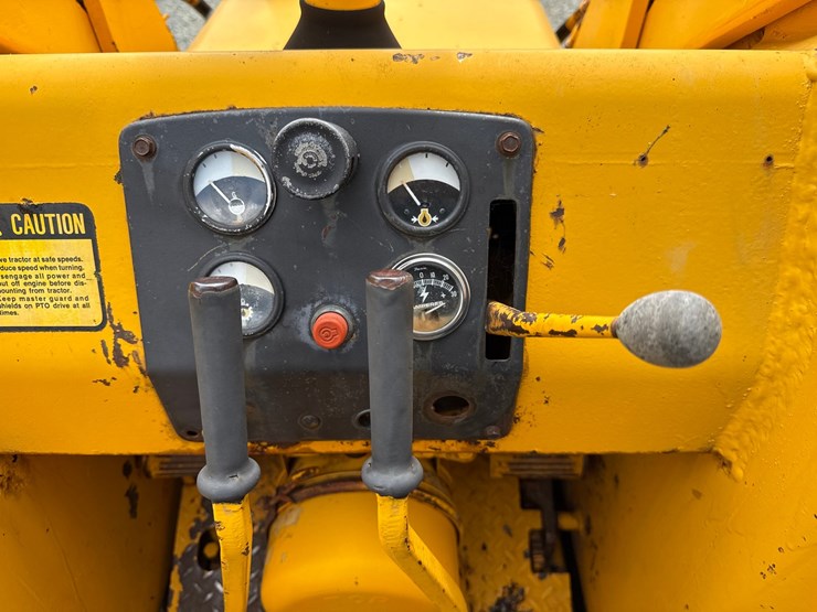 john-deere-450-image-53
