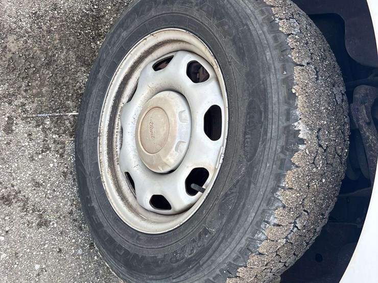 2014-ford-f150-image-24