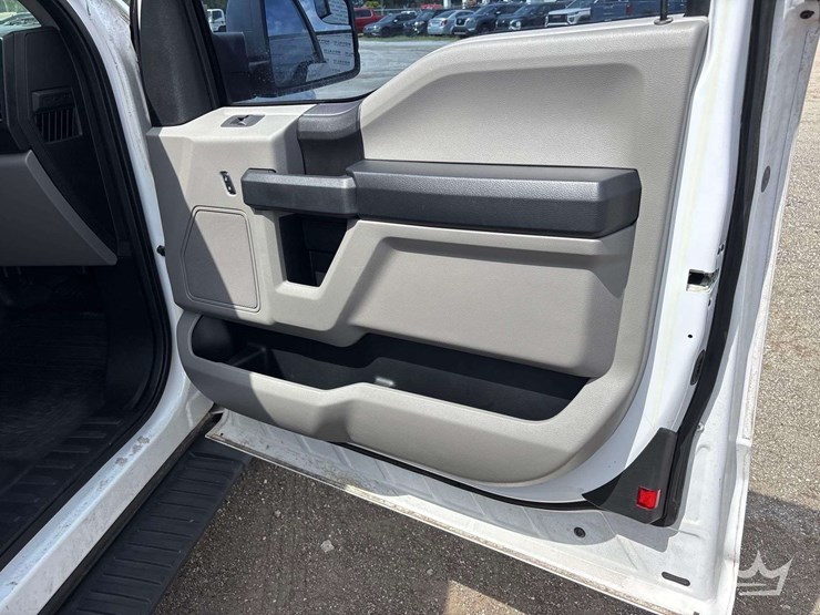 2015-ford-f150-image-22