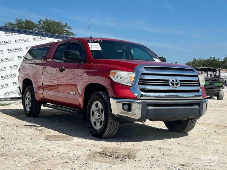 2016-toyota-tundra-image-2