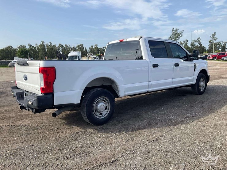 2017-ford-f250-image-3