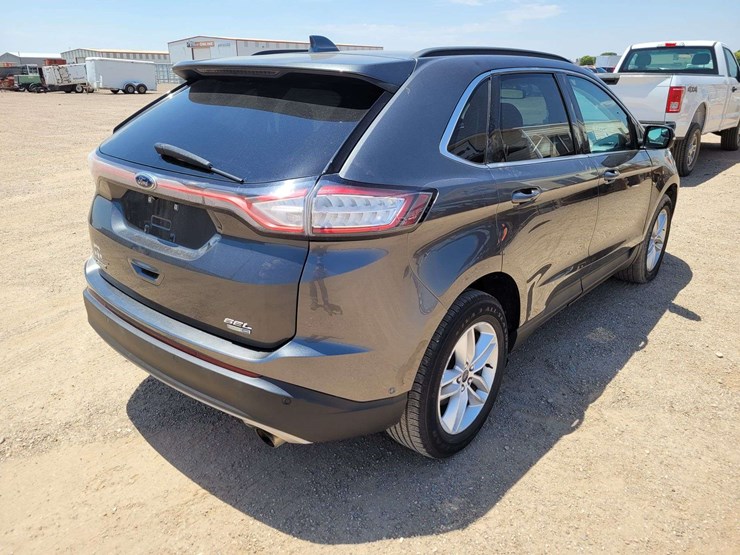 2015-ford-edge-sel-image-5