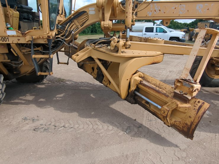 caterpillar-140g-image-10