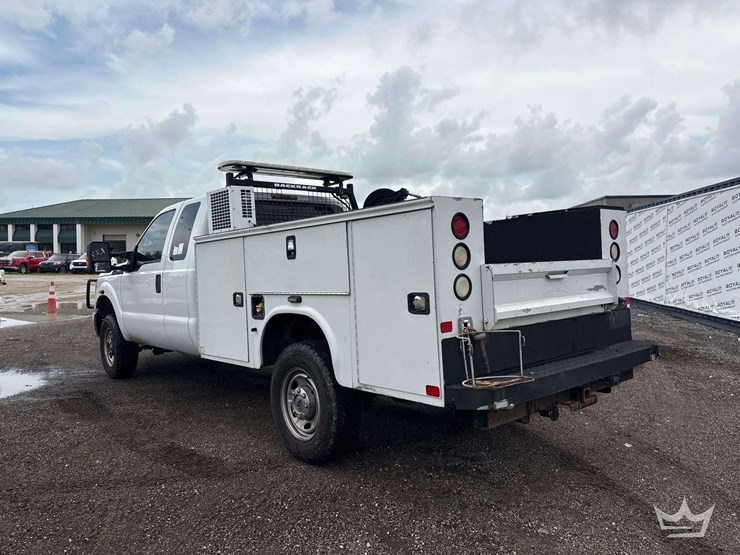 2016-ford-f350-image-4