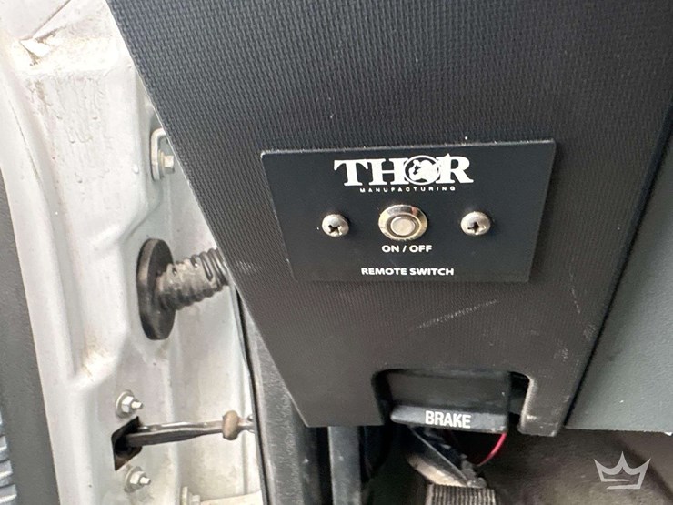 2016-ford-f350-image-27