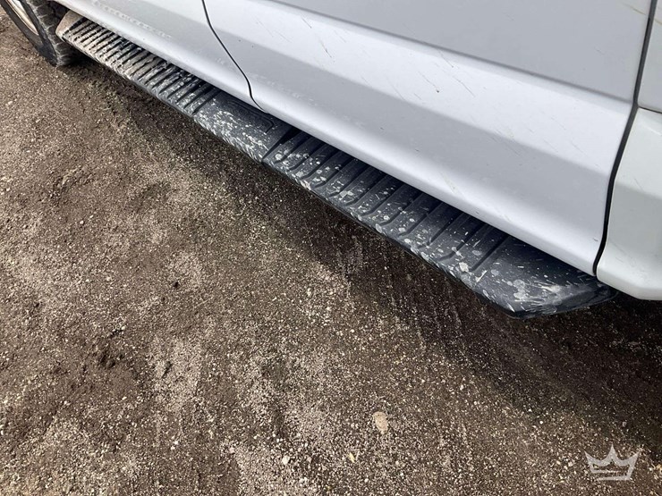 2017-ford-f150-image-33