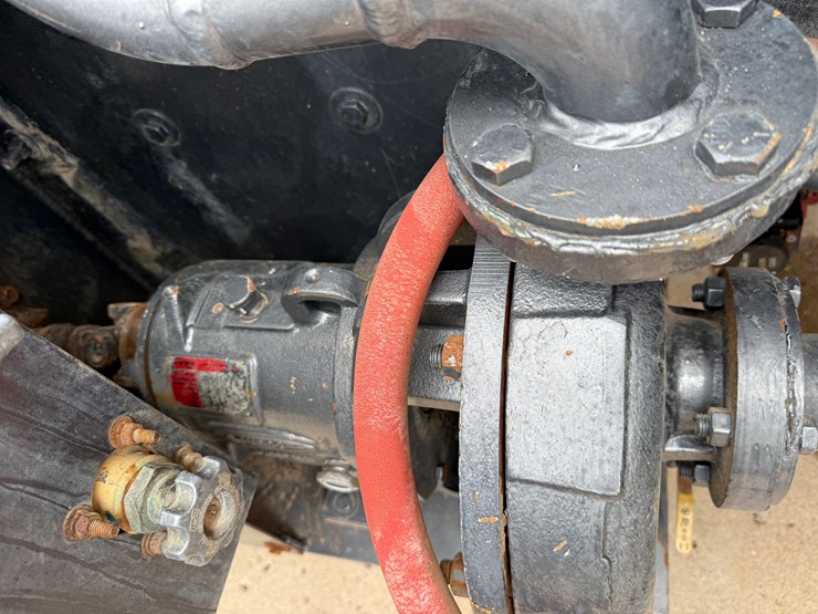 2012-kenworth-t800-image-12