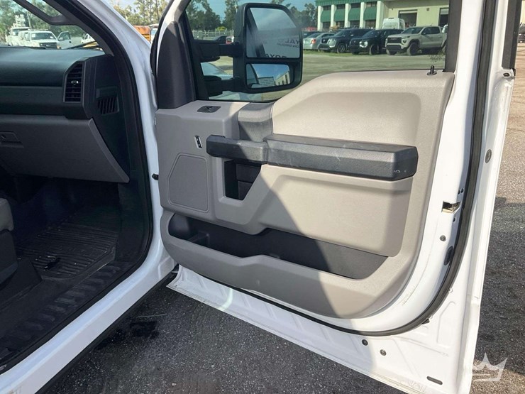 2017-ford-f250-image-24