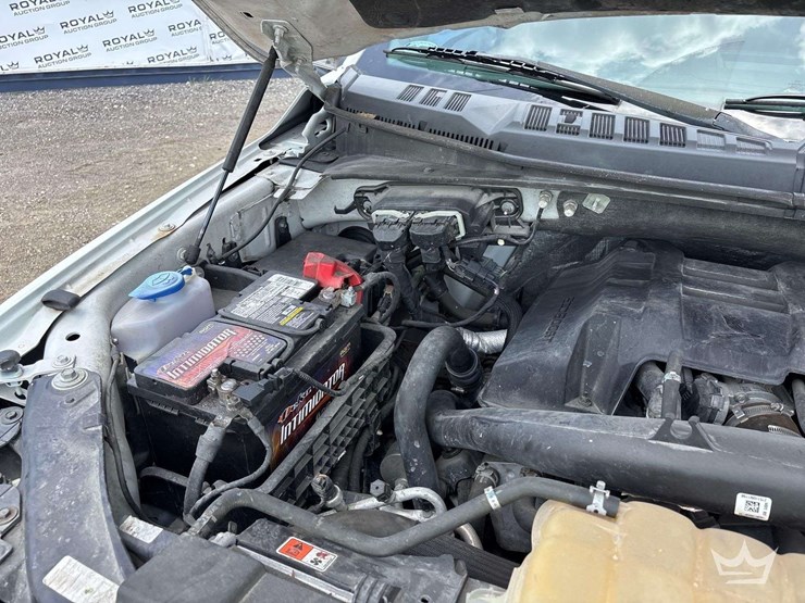 2015-ford-f150-image-8