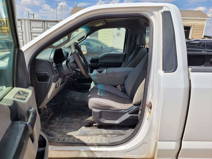 2017-ford-f150-image-11