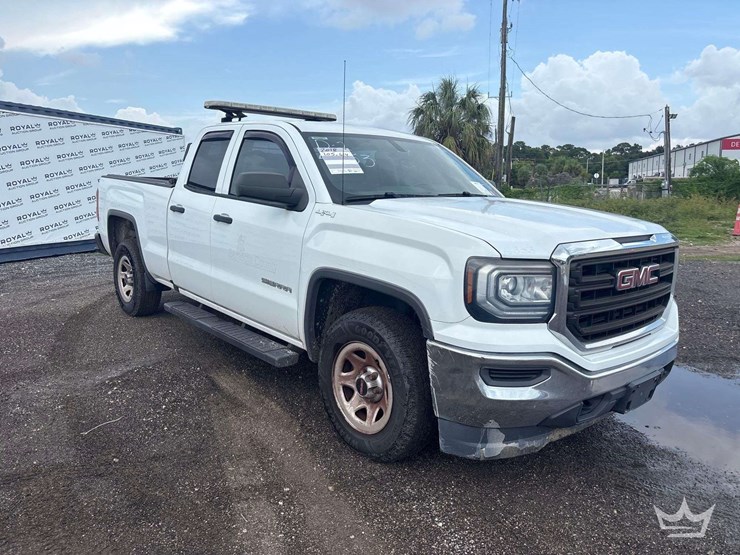 2018-gmc-sierra-1500-image-2