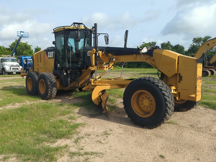 caterpillar-140m2-image-3