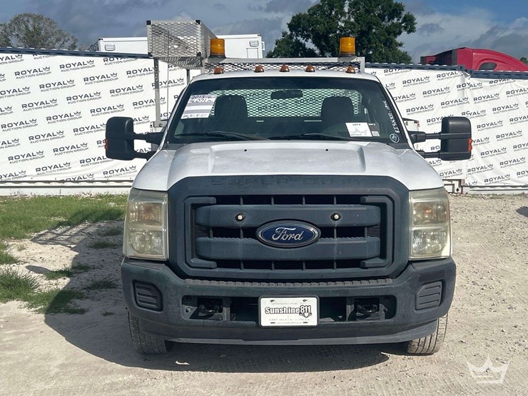2013-ford-f350-image-30