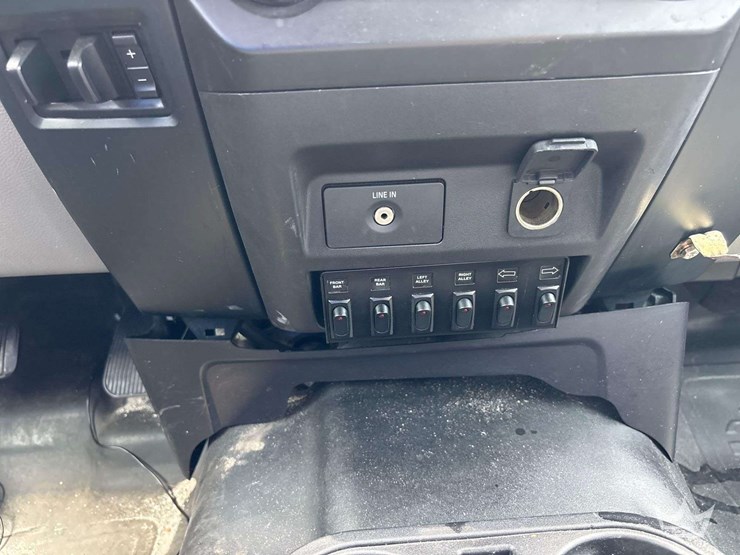 2016-ford-f150-image-17