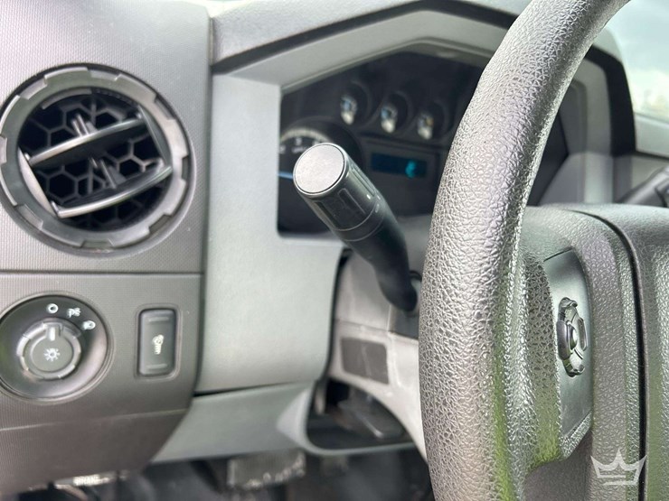 2014-ford-f350-image-21