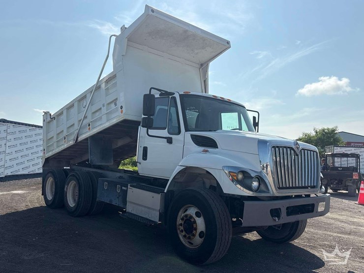 2016-international-workstar-7400-image-2