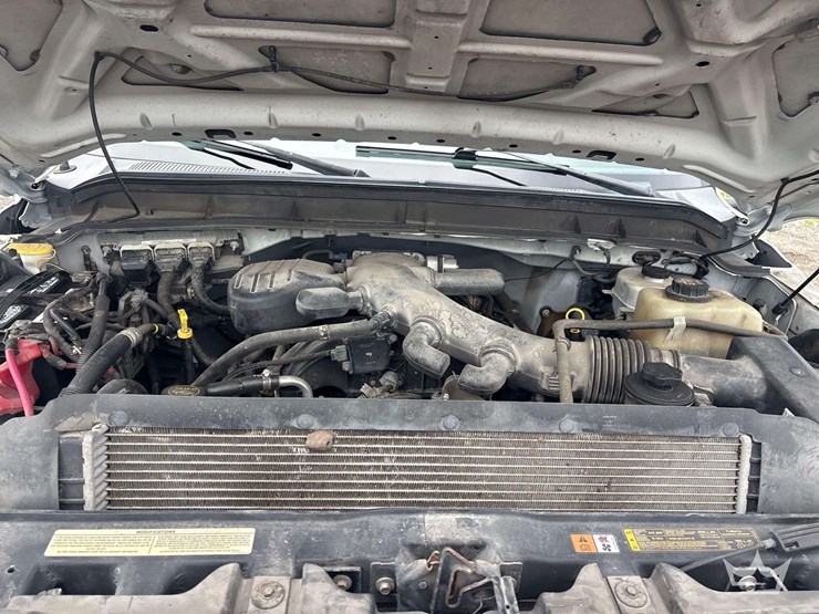 2015-ford-f550-image-8