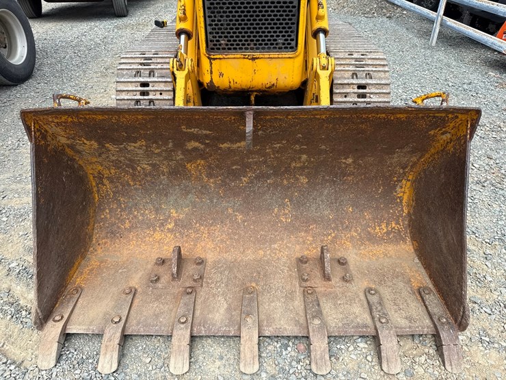 john-deere-450-image-10