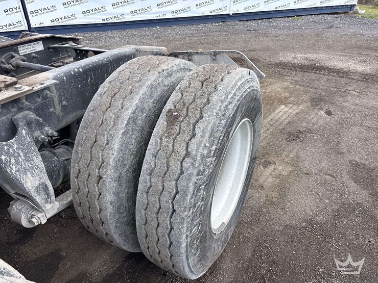 2019-international-rh613-t/a-wet-kit-day-cab-truck-tractor-image-27