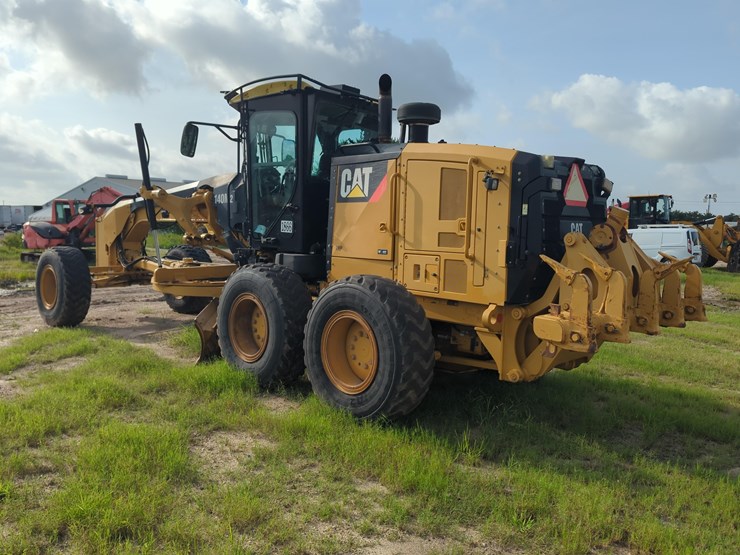 caterpillar-140m2-image-5