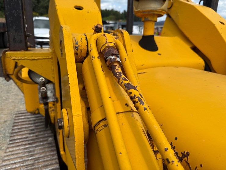 john-deere-450-image-18