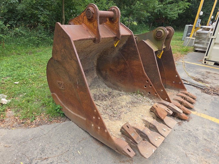 jcb-js220-image-1