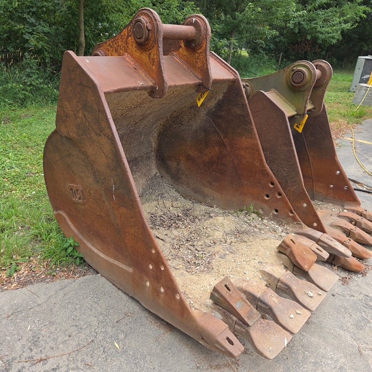 JCB JS220