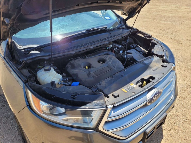 2015-ford-edge-sel-image-19