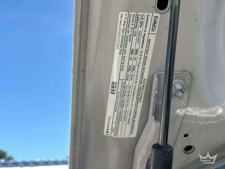 2019-ford-f550-image-10