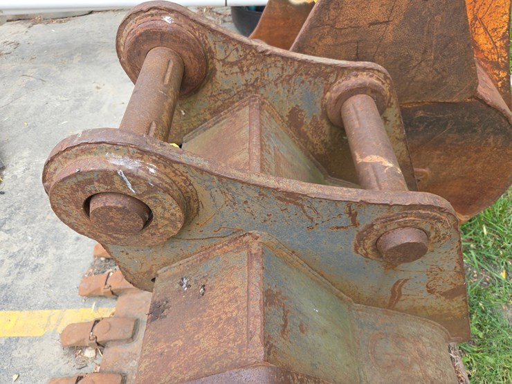 jcb-js220-image-6