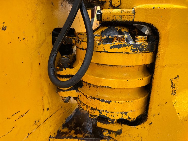 john-deere-450-image-27