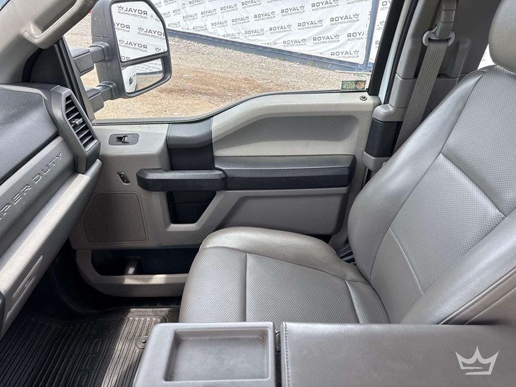 2018-ford-f350-image-22