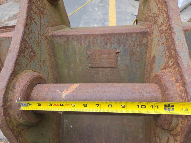jcb-js220-image-8
