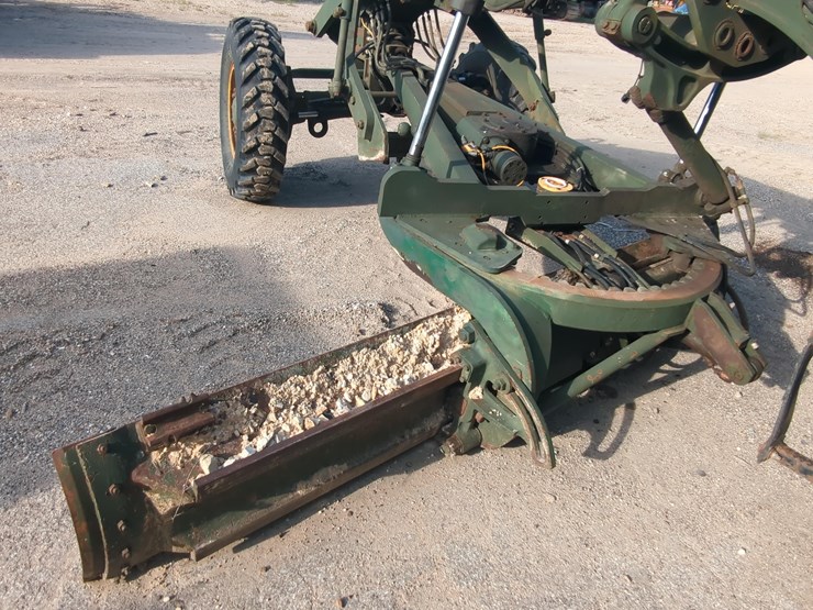caterpillar-130g-image-6
