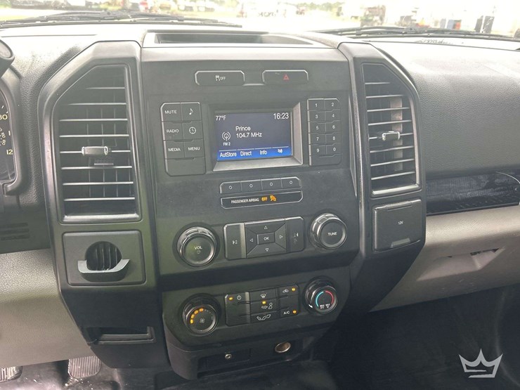 2016-ford-f150-image-18